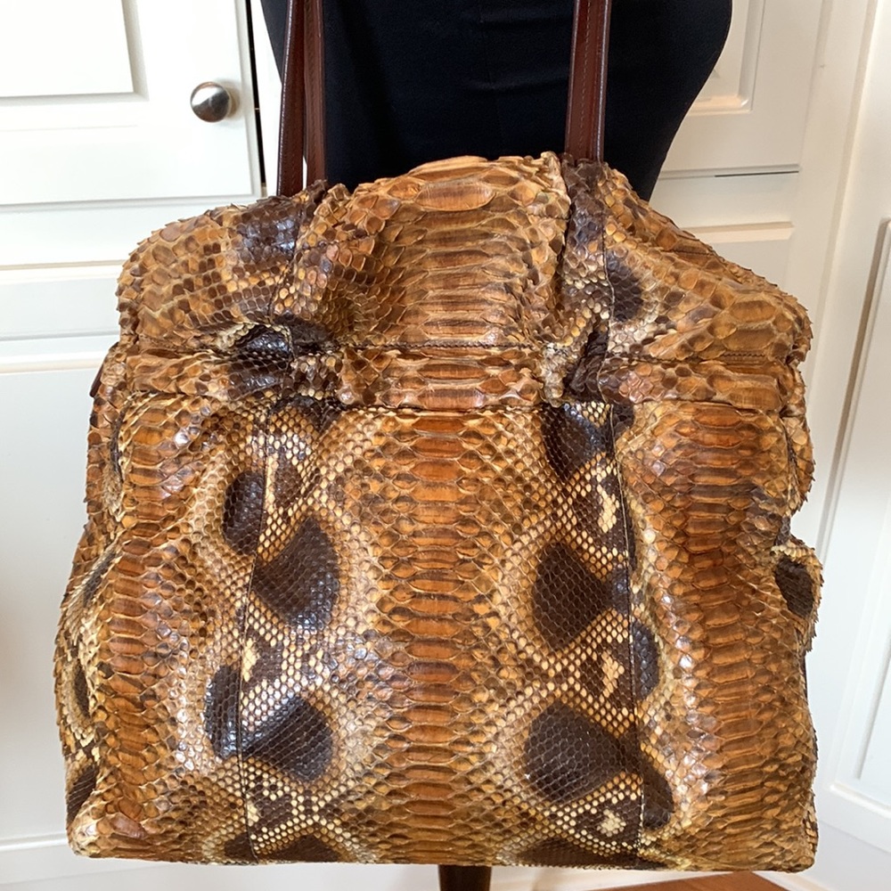 Prada Python Authentic Shoulder Bag - Picture 4 of 16